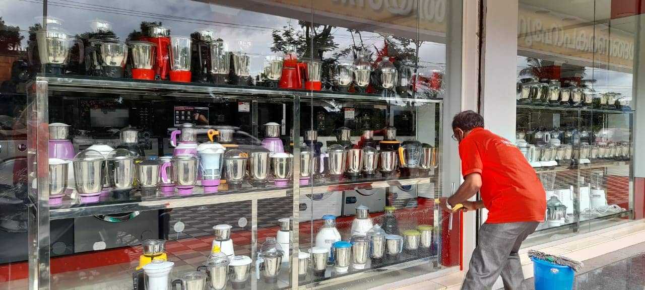 Commercial cleaning work by One End Solution in Kerala