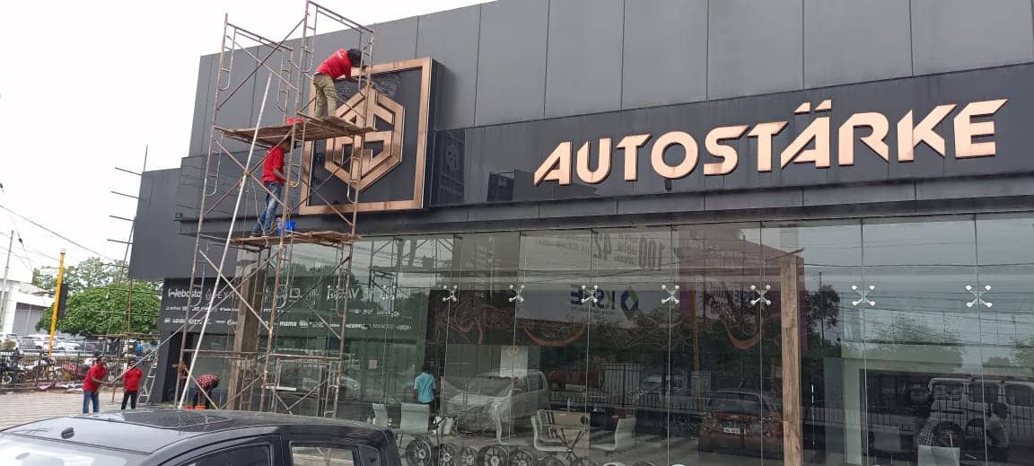 Commercial cleaning work by One End Solution in Kerala